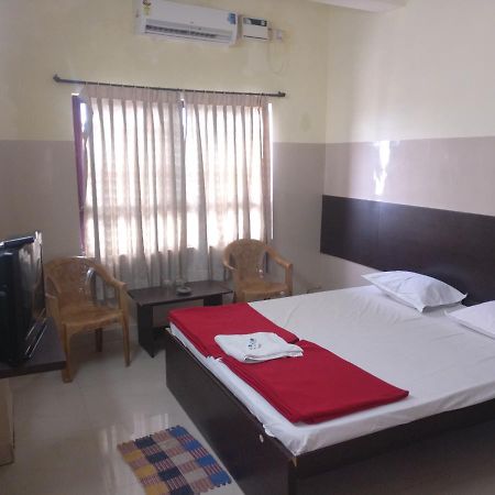 Subhadra Comforts Hotel Shimoga Exterior photo